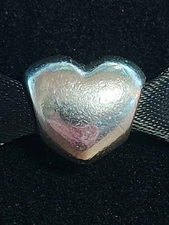 Pandora Jewelry - Authentic Pandora Large Smooth Heart Charm 790137